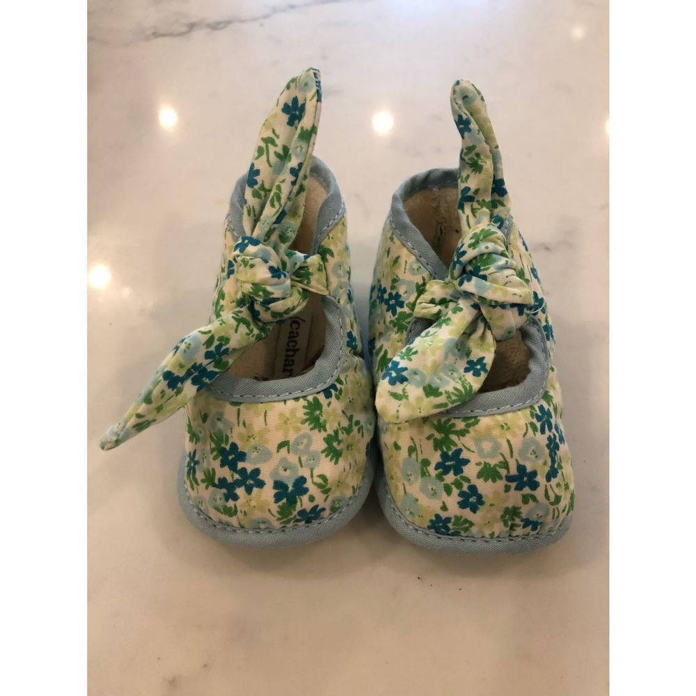 Cacharel Floral Cloth Baby Shoes w/ Bow, 17